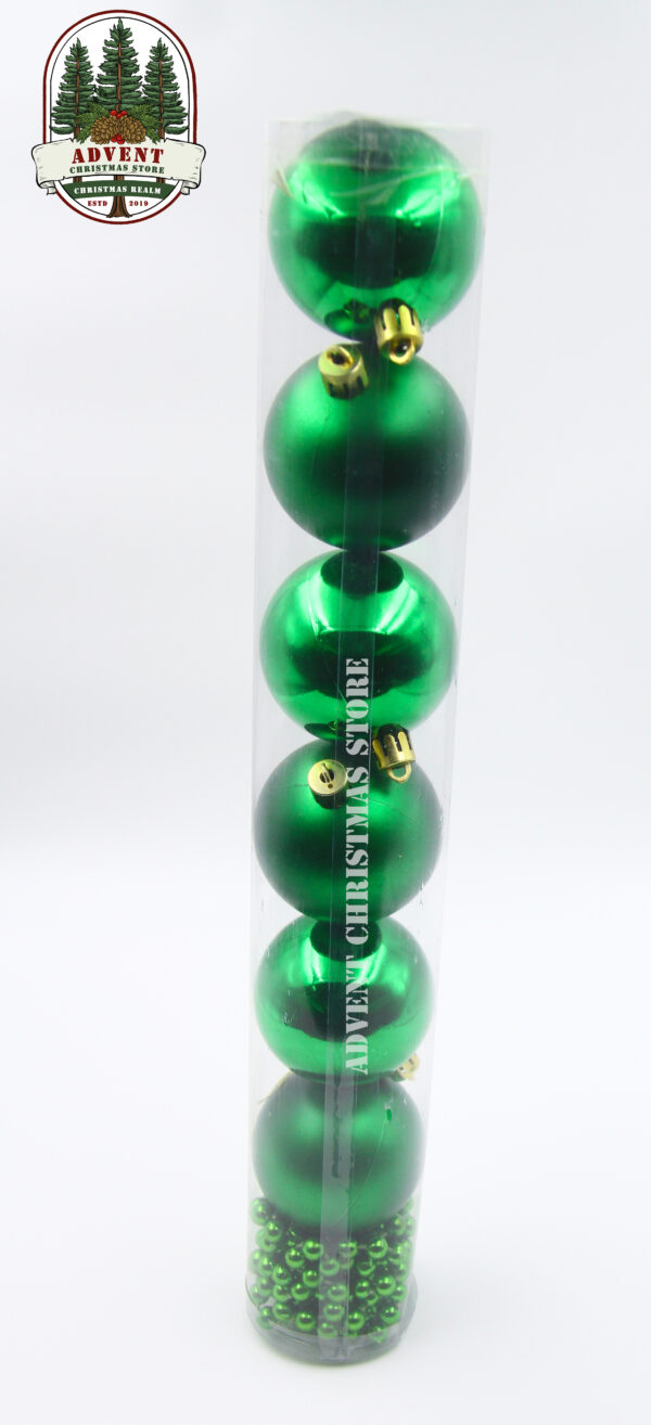 Green Baubles & bead chain set